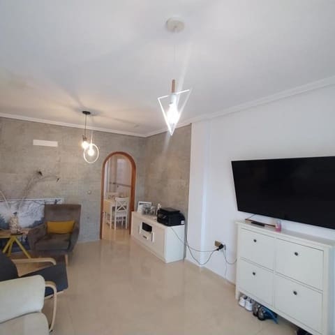 2 bedroom Apartment for sale in Dehesa de Campoamor, Orihuela with pool - € 159,000 (Ref: 9317392)