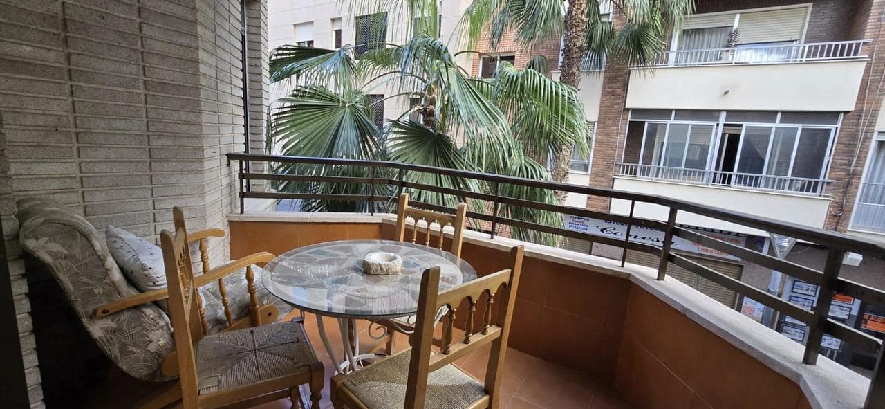 4 chambre Appartement à vendre à Torrevieja - 299 000 € (Ref: 9317397)