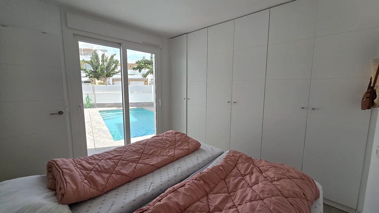 3 slaapkamer Villa te koop in San Pedro del Pinatar - € 397.000 (Ref: 9317409)