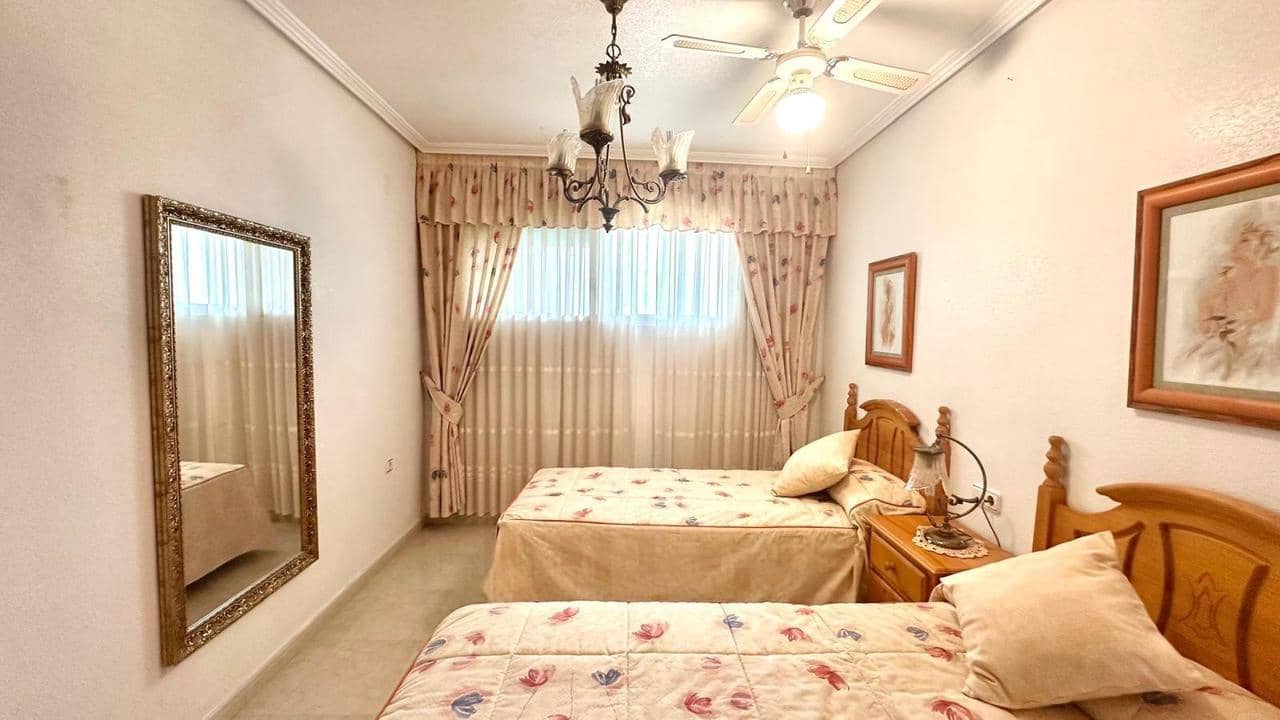 1 soveværelse Penthouse til salg i Torrevieja - € 189.900 (Ref: 9317412)