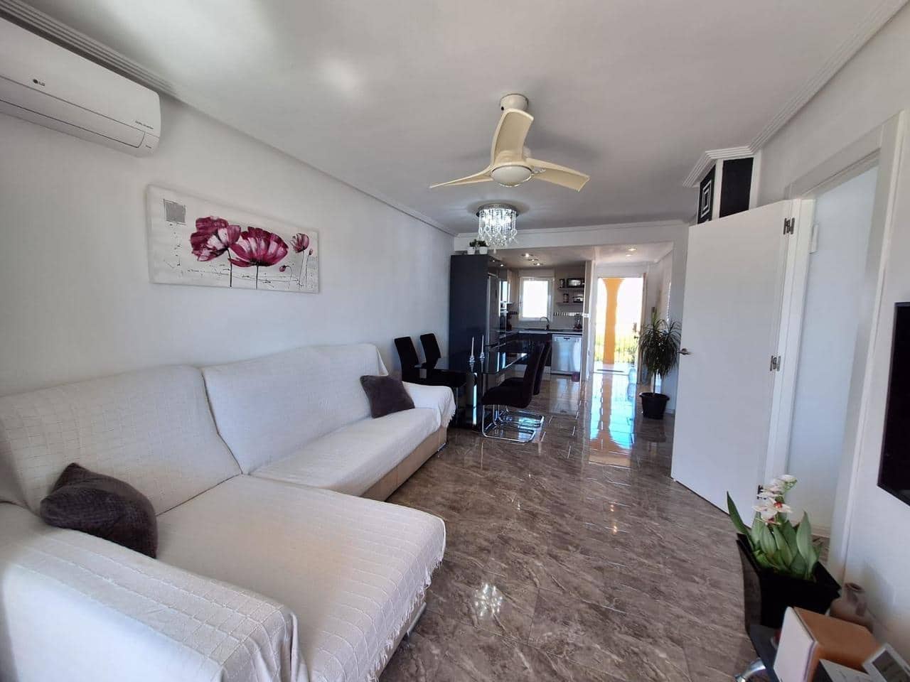 2 Zimmer Apartment zu verkaufen in Orihuela Costa mit Pool - 198.000 € (Ref: 9317416)