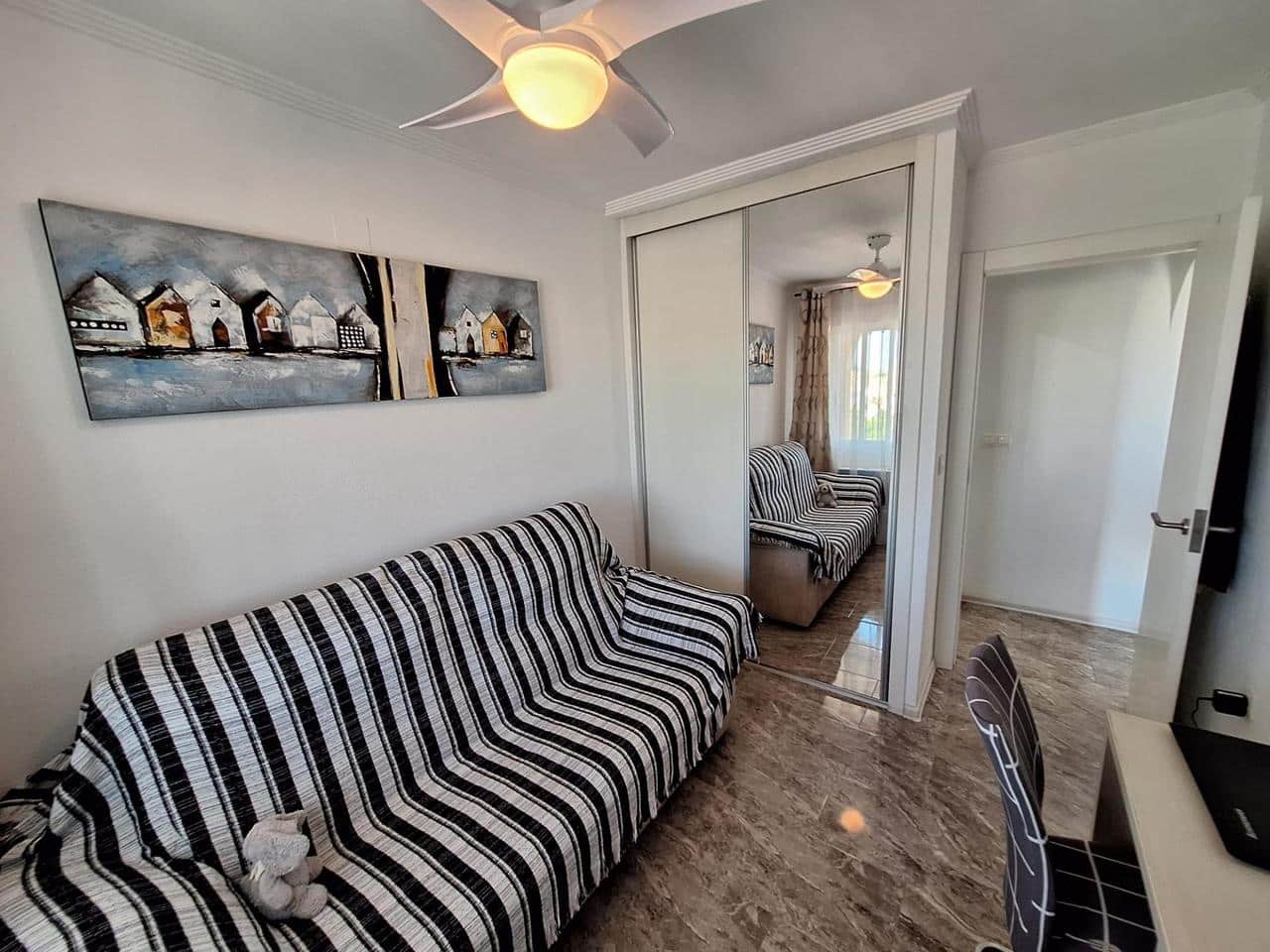 2 Zimmer Apartment zu verkaufen in Orihuela Costa mit Pool - 198.000 € (Ref: 9317416)