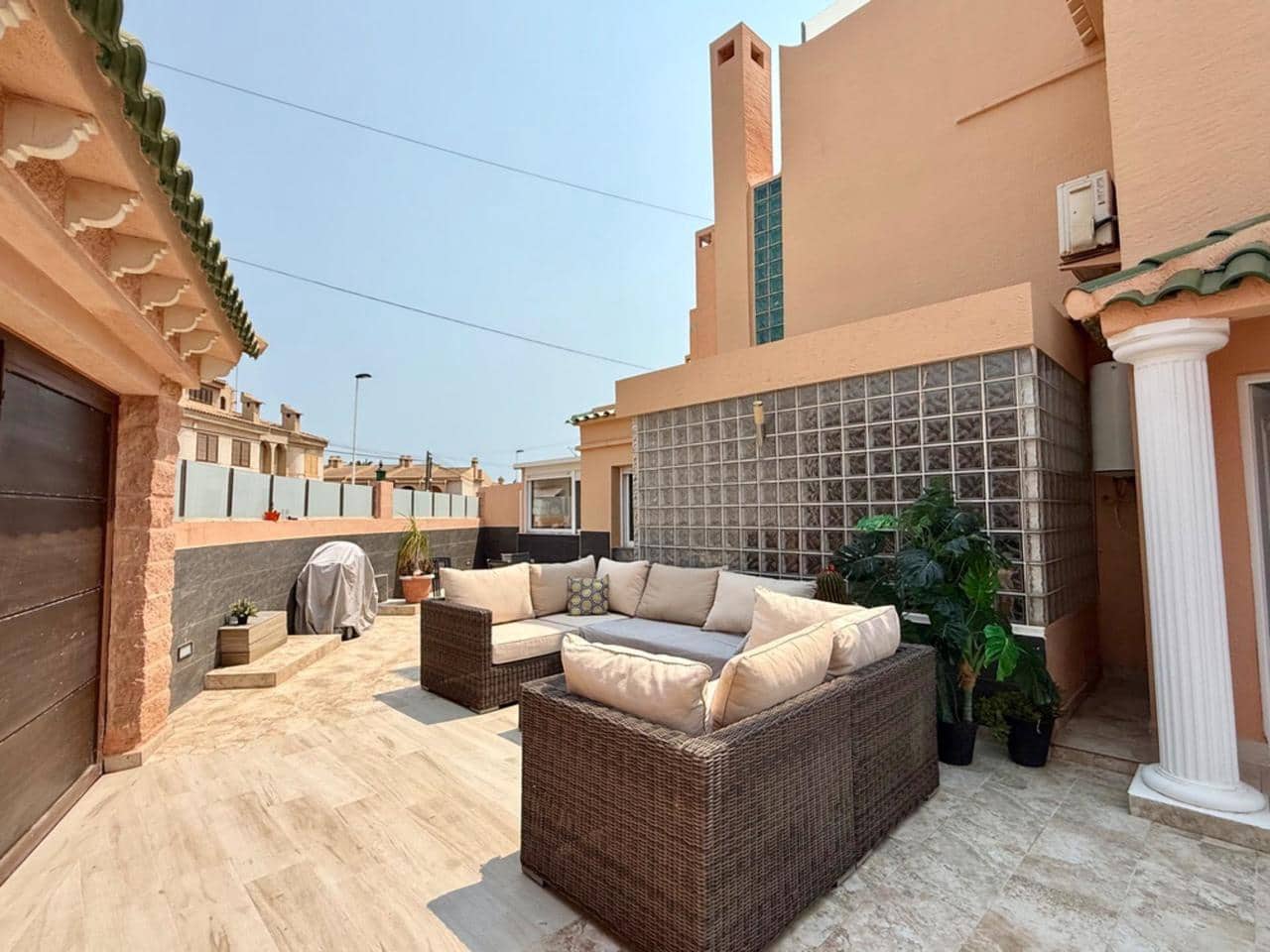 5 sovrum Villa till salu i Torrevieja med pool - 309 000 € (Ref: 9317425)