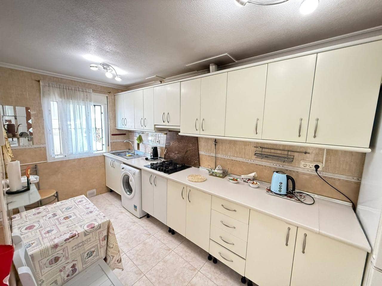 2 bedroom Townhouse for sale in Torrevieja with pool - € 176,900 (Ref: 9317432)