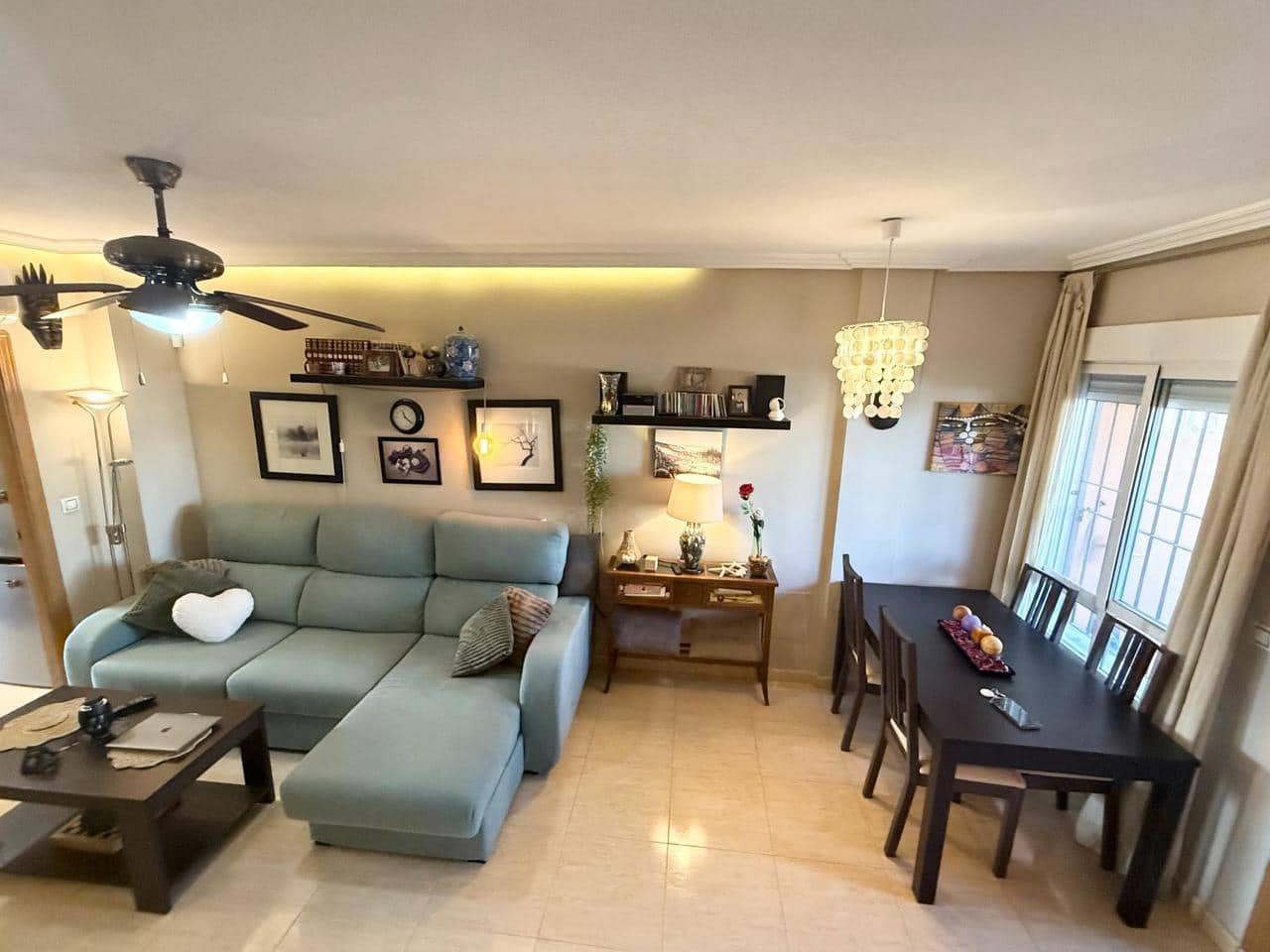 3 soveværelse Villa til salg i Torrevieja med swimmingpool - € 215.000 (Ref: 9317443)