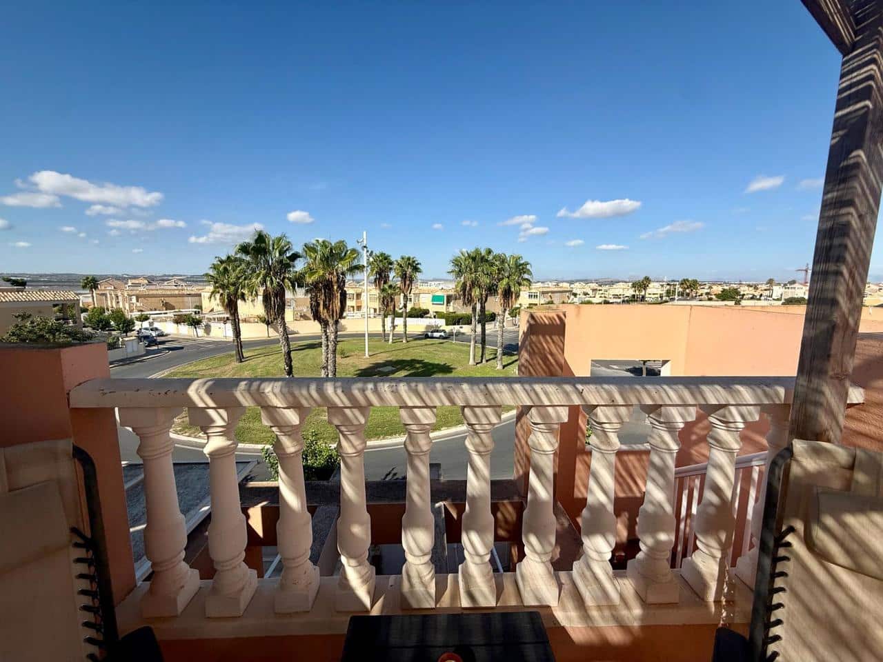 3 soveværelse Villa til salg i Torrevieja med swimmingpool - € 215.000 (Ref: 9317443)