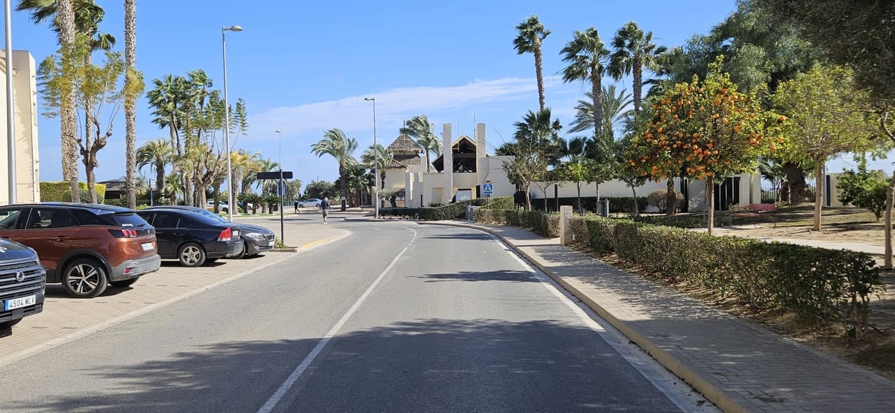 2 bedroom Apartment for sale in Los Alcazares - € 159,900 (Ref: 9317457)