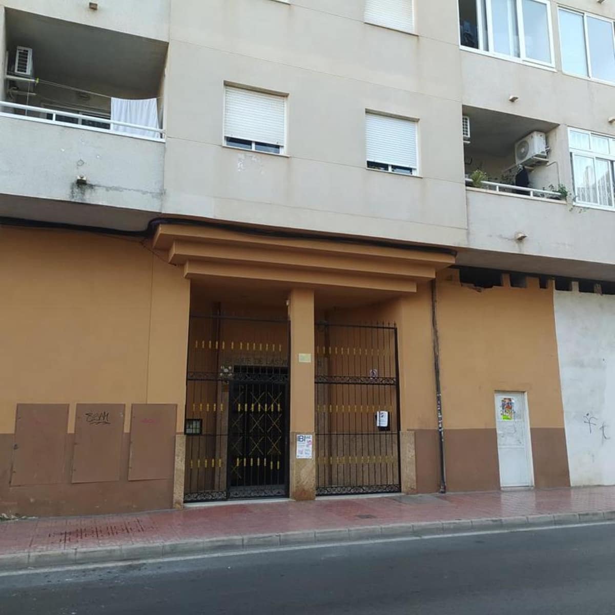 2 slaapkamer Appartement te koop in Torrevieja met zwembad - € 139.000 (Ref: 9317500)