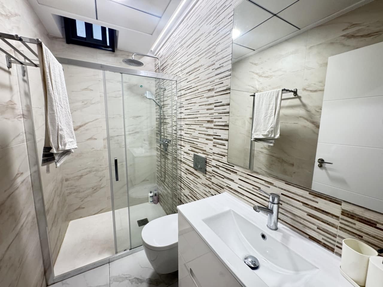 5 sypialnia Willa na sprzedaż w Villamartin z basenem - 480 000 € (Ref: 9321618)