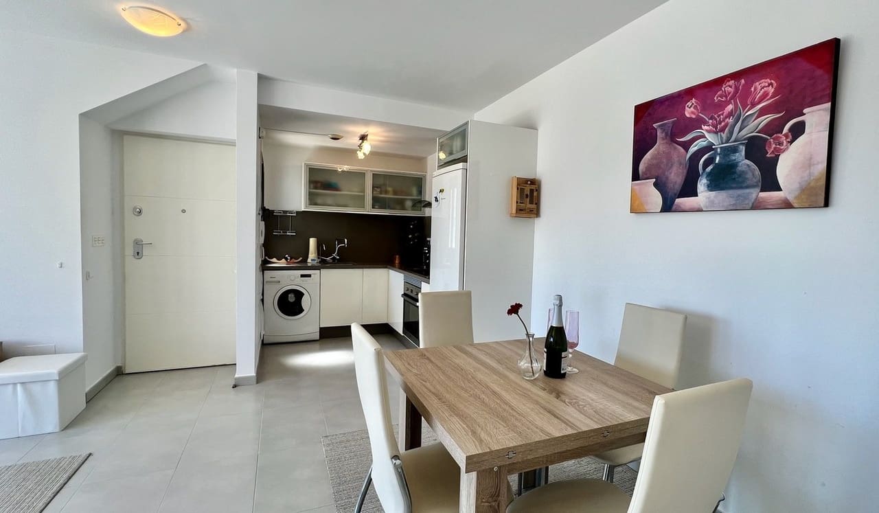 Ático de 2 habitaciones en Pilar de la Horadada en venta - 225.000 € (Ref: 9322526)