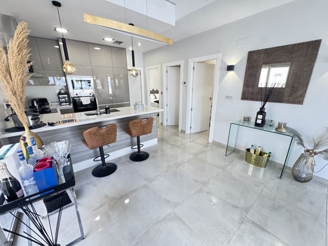 3 soveværelse Villa til salg i Villamartin, Orihuela med swimmingpool - € 369.950 (Ref: 9322534)