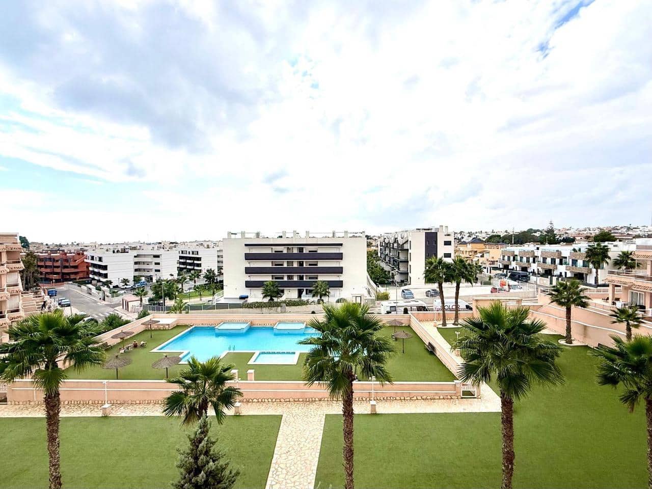 3 slaapkamer Appartement te koop in Orihuela Costa - € 354.000 (Ref: 9324255)