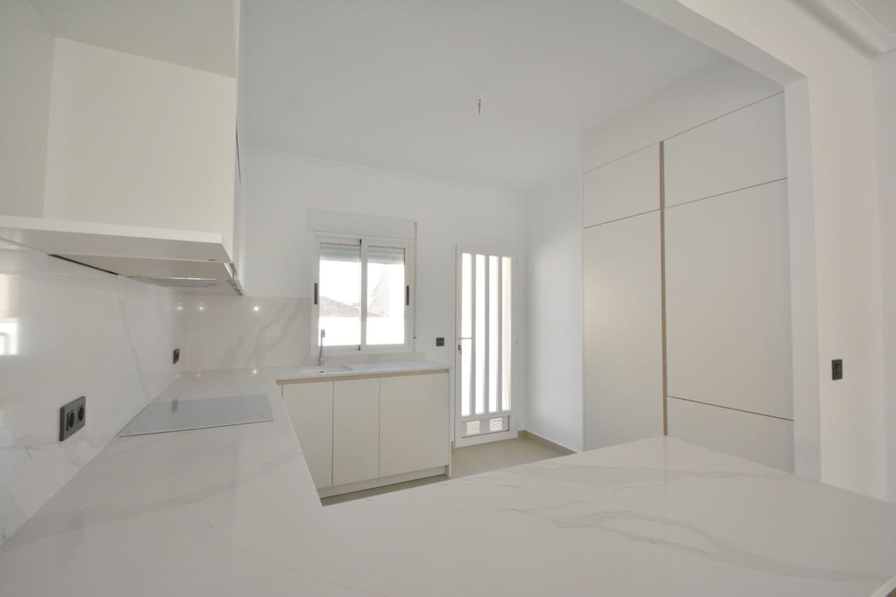 Chalet de 2 habitaciones en Algorfa en venta - 295.000 € (Ref: 9334507)