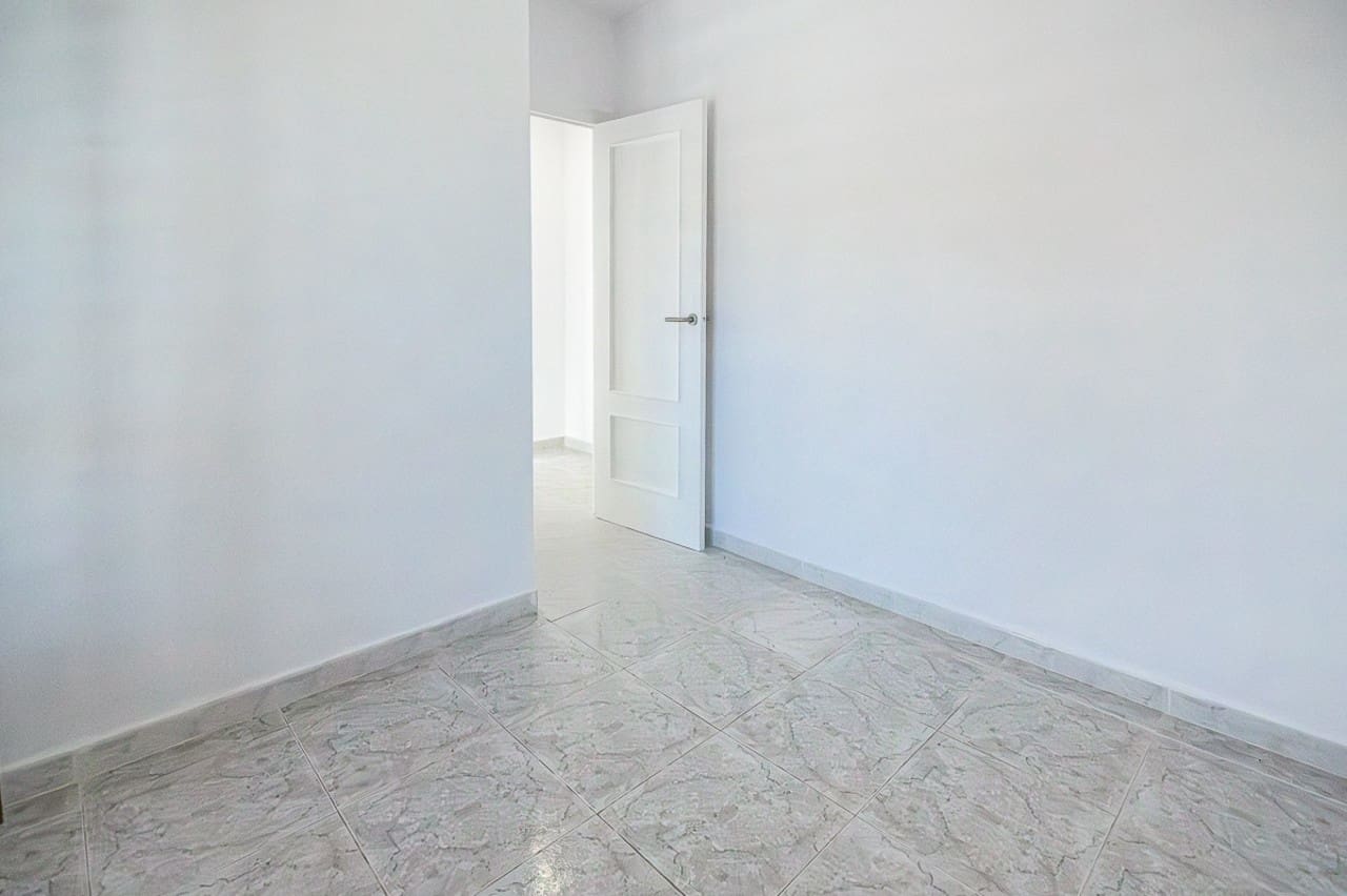 3 slaapkamer Villa te koop in San Miguel de Salinas - € 144.900 (Ref: 9337663)