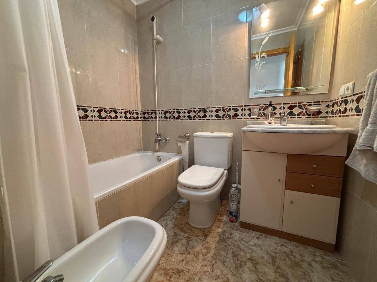 3 makuuhuone Huoneisto myytävänä paikassa Torrevieja - 245 000 € (Ref: 9337664)