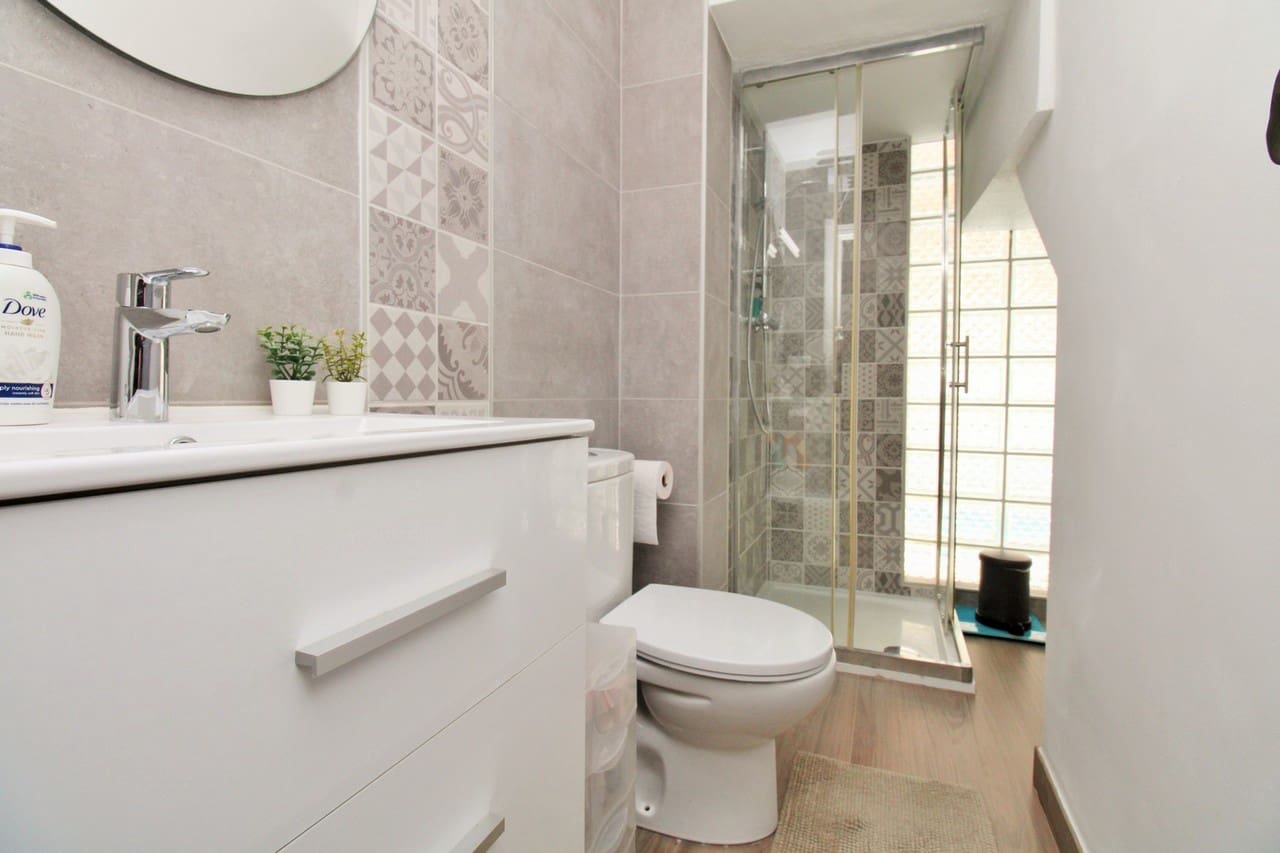 2 soverom Hus til salgs i Villamartin med svømmebasseng - € 345 000 (Ref: 9340816)