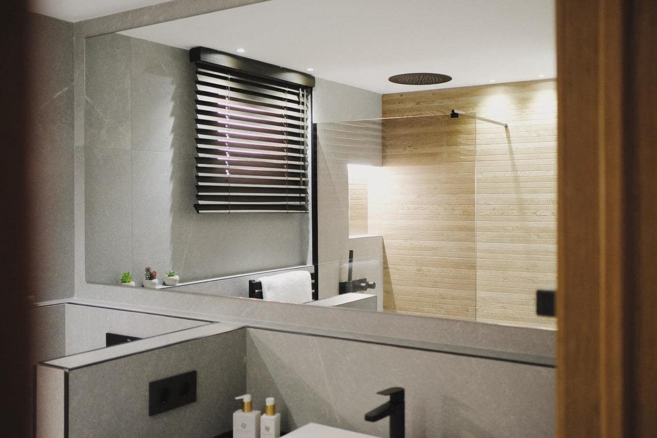 2 bedroom Apartment for sale in Torrevieja with pool - € 275,000 (Ref: 9340825)