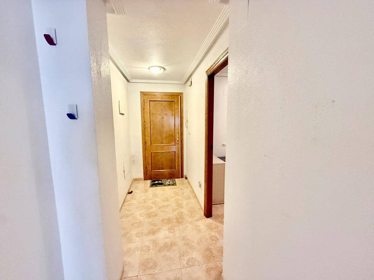 2 bedroom Apartment for sale in Torrevieja with pool - € 124,900 (Ref: 9340827)