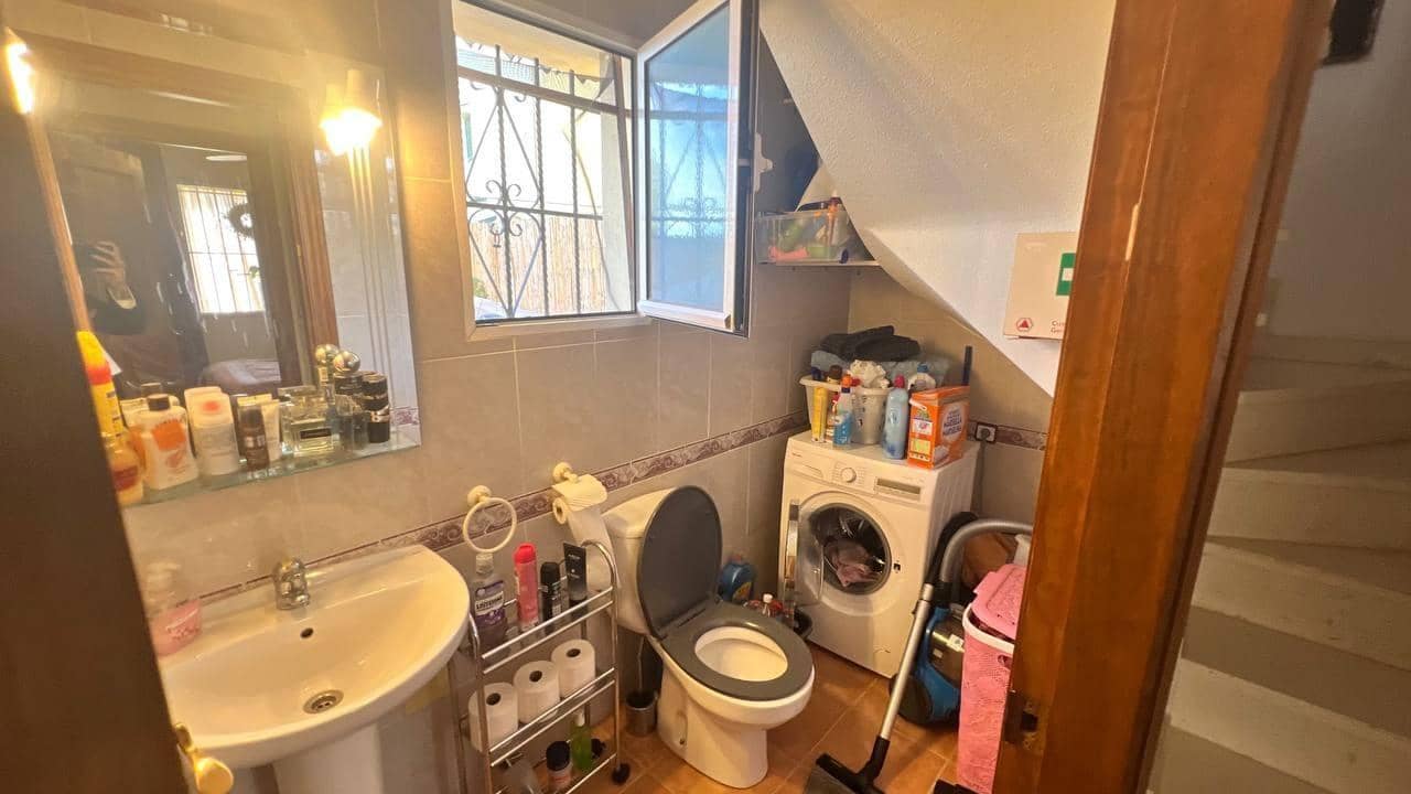 Casa de 3 habitaciones en Orihuela Costa en venta con piscina - 179.000 € (Ref: 9340828)