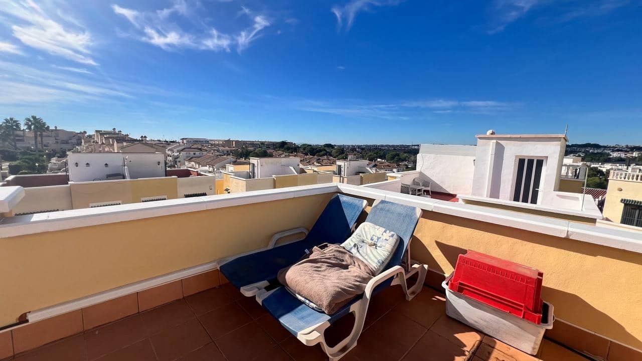 Casa de 3 habitaciones en Orihuela Costa en venta con piscina - 179.000 € (Ref: 9340828)