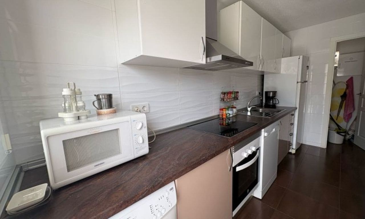 3 sypialnia Apartament na sprzedaż w Torrevieja - 236 995 € (Ref: 9340830)