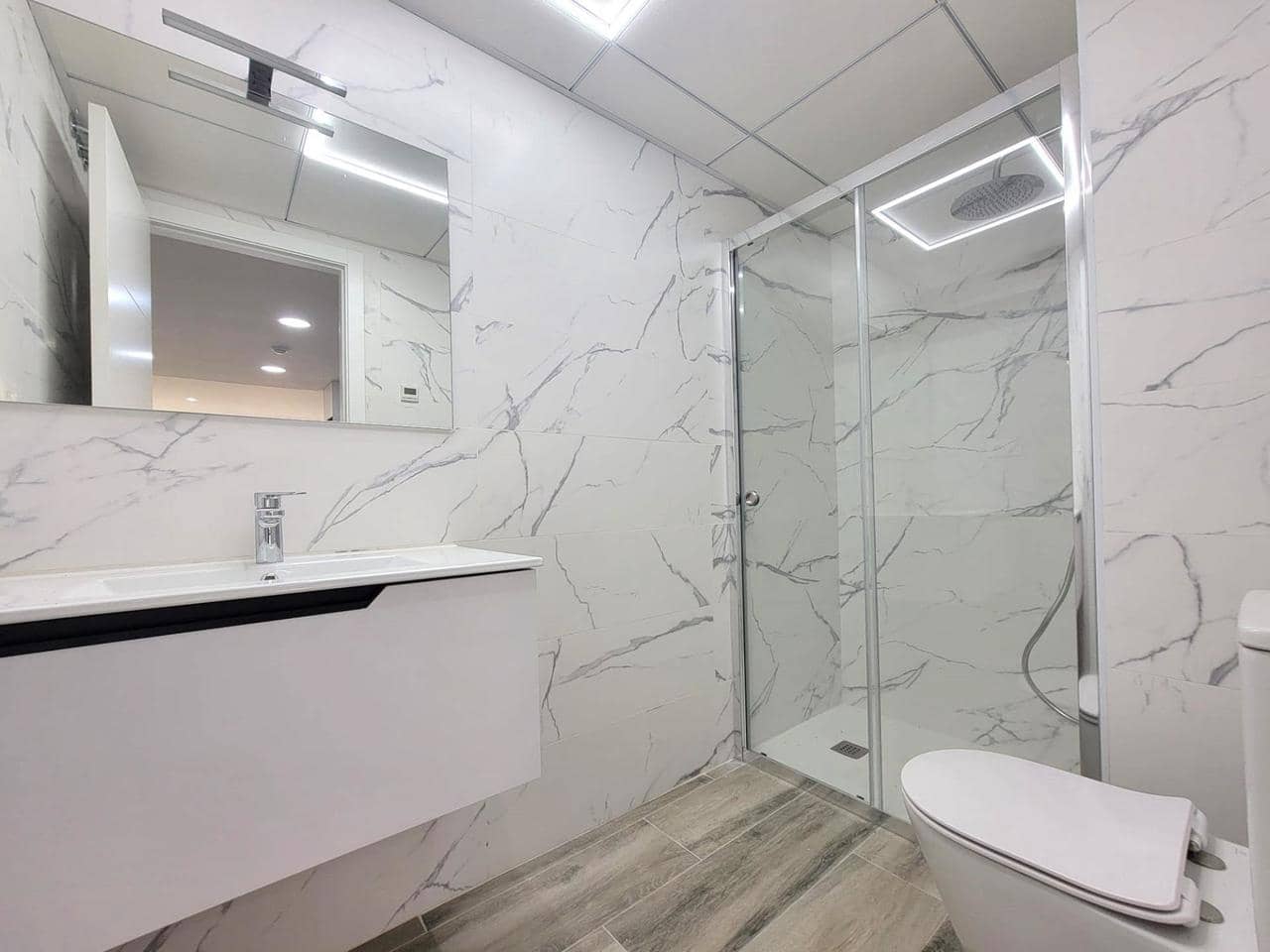 3 sypialnia Apartament na sprzedaż w Torrevieja z basenem - 375 000 € (Ref: 9342021)