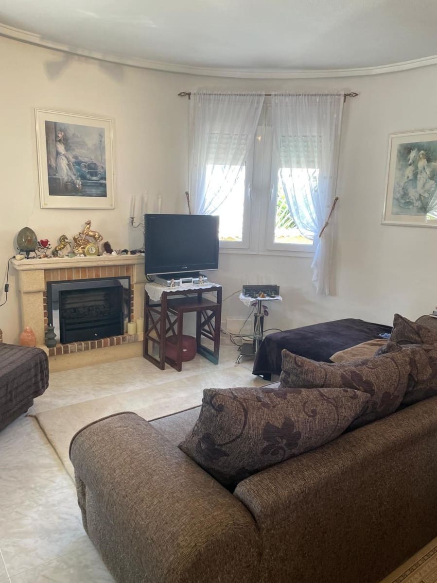 3 bedroom Villa for sale in Ciudad Quesada with pool - € 340,000 (Ref: 9342026)