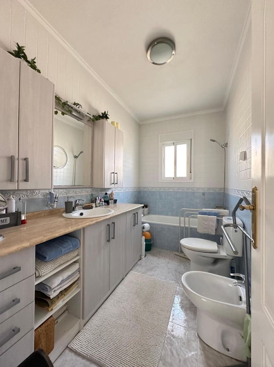 3 bedroom Villa for sale in Ciudad Quesada with pool - € 340,000 (Ref: 9342026)