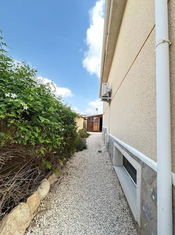 Chalet de 3 habitaciones en Ciudad Quesada, Rojales en venta con piscina - 340.000 € (Ref: 9342026)