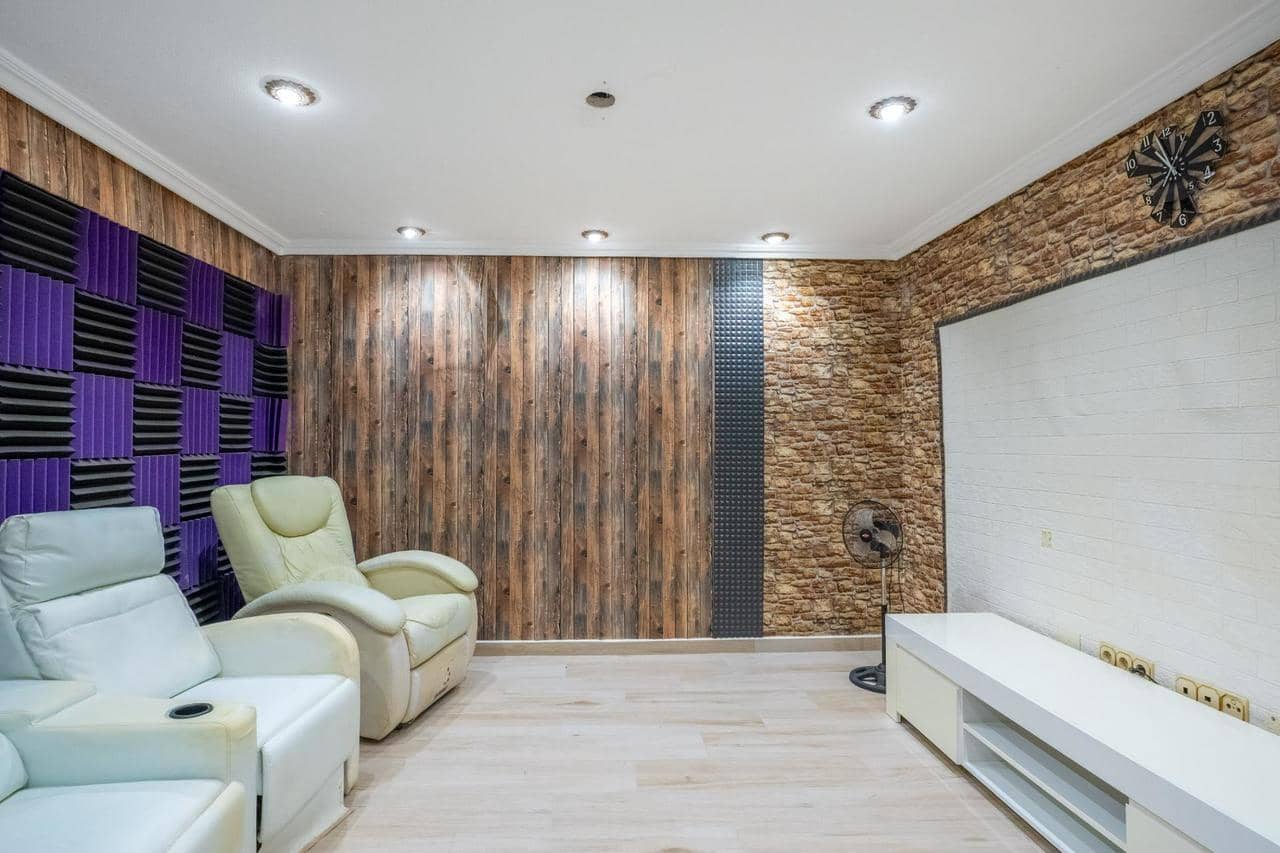 6 bedroom Villa for sale in Torrevieja with pool - € 645,000 (Ref: 9343166)