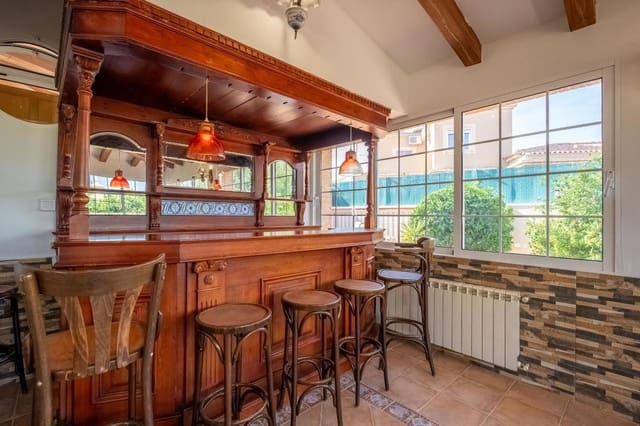 6 makuuhuone Huvila myytävänä paikassa El Molino, Torrevieja mukana uima-altaan - 645 000 € (Ref: 9343166)