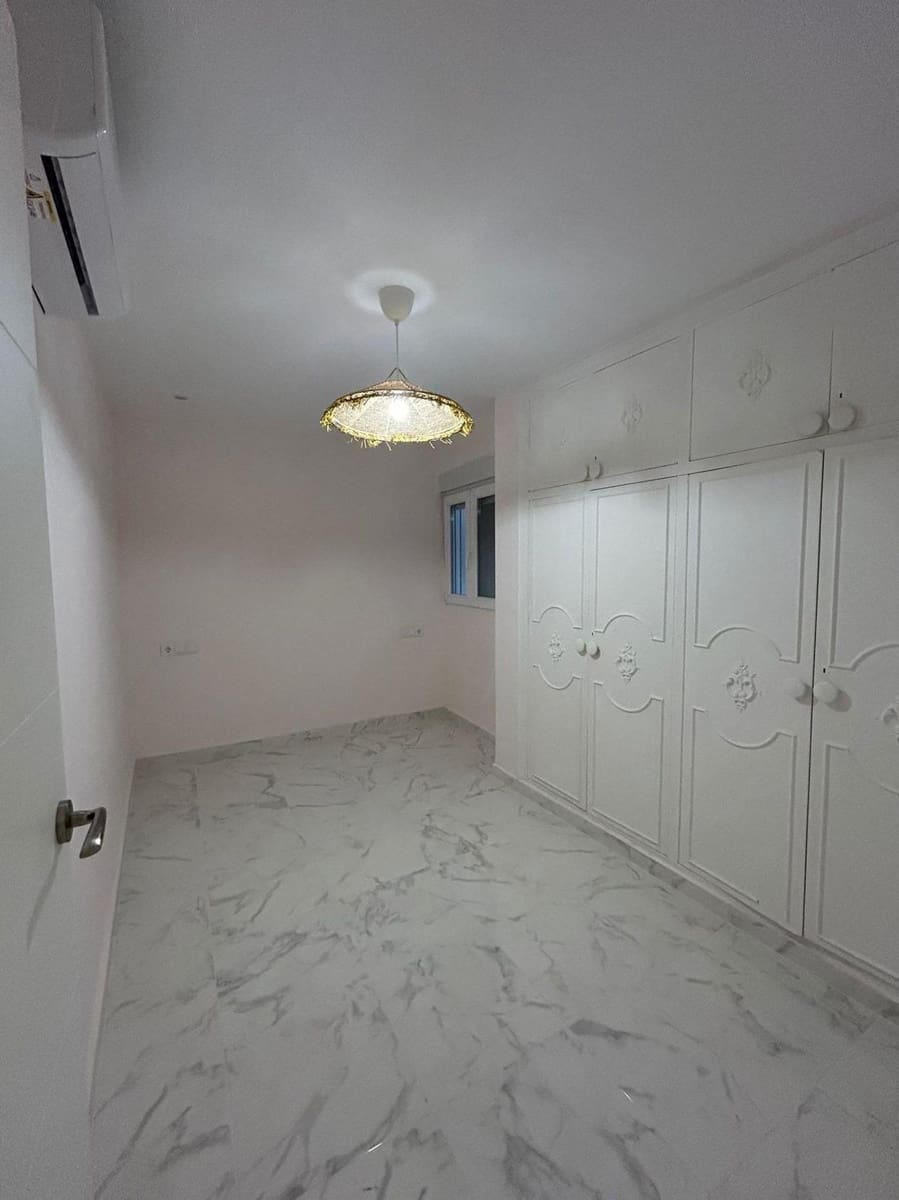 3 soverom Leilighet til salgs i Torrevieja - € 256 000 (Ref: 9343167)