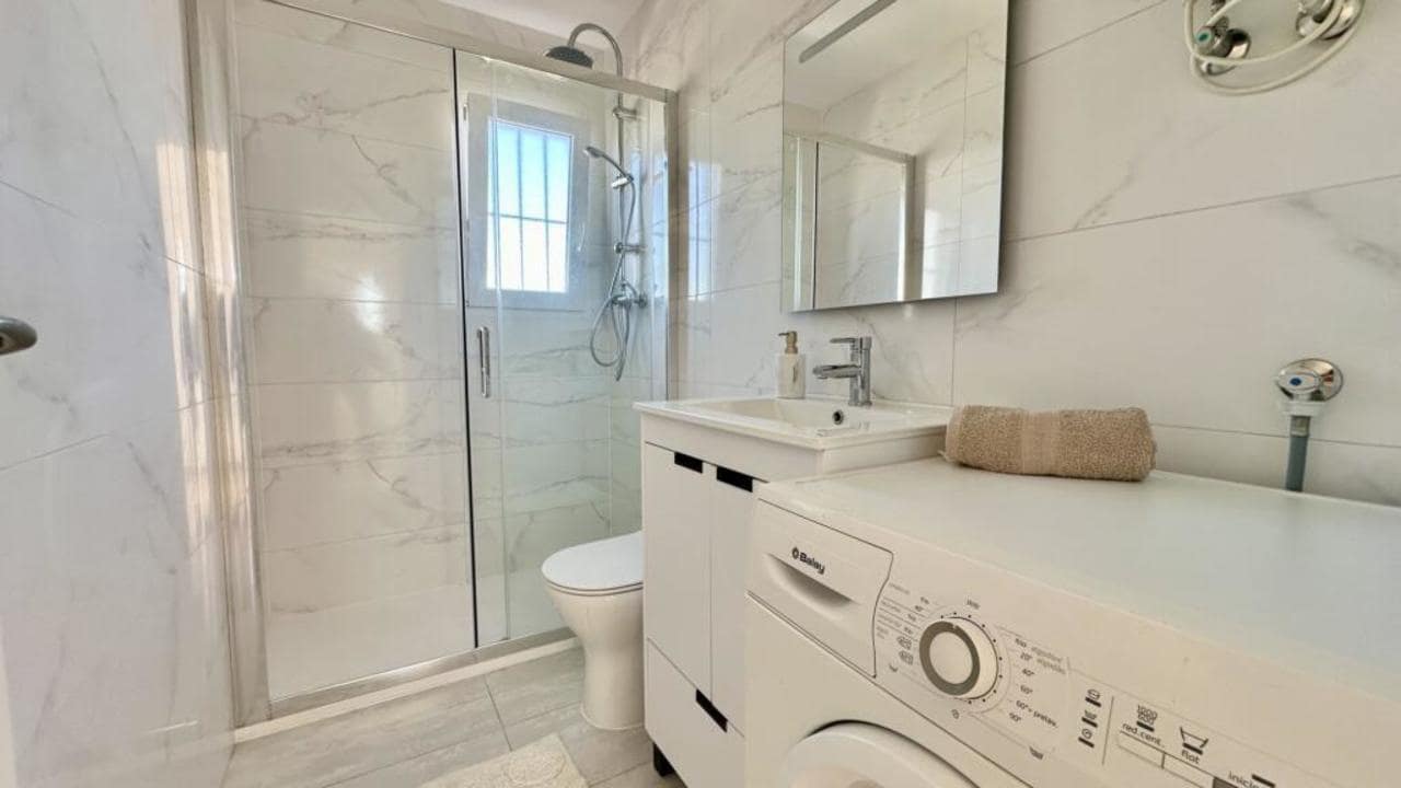 2 sypialnia Penthouse na sprzedaż w Torrevieja - 247 000 € (Ref: 9343170)