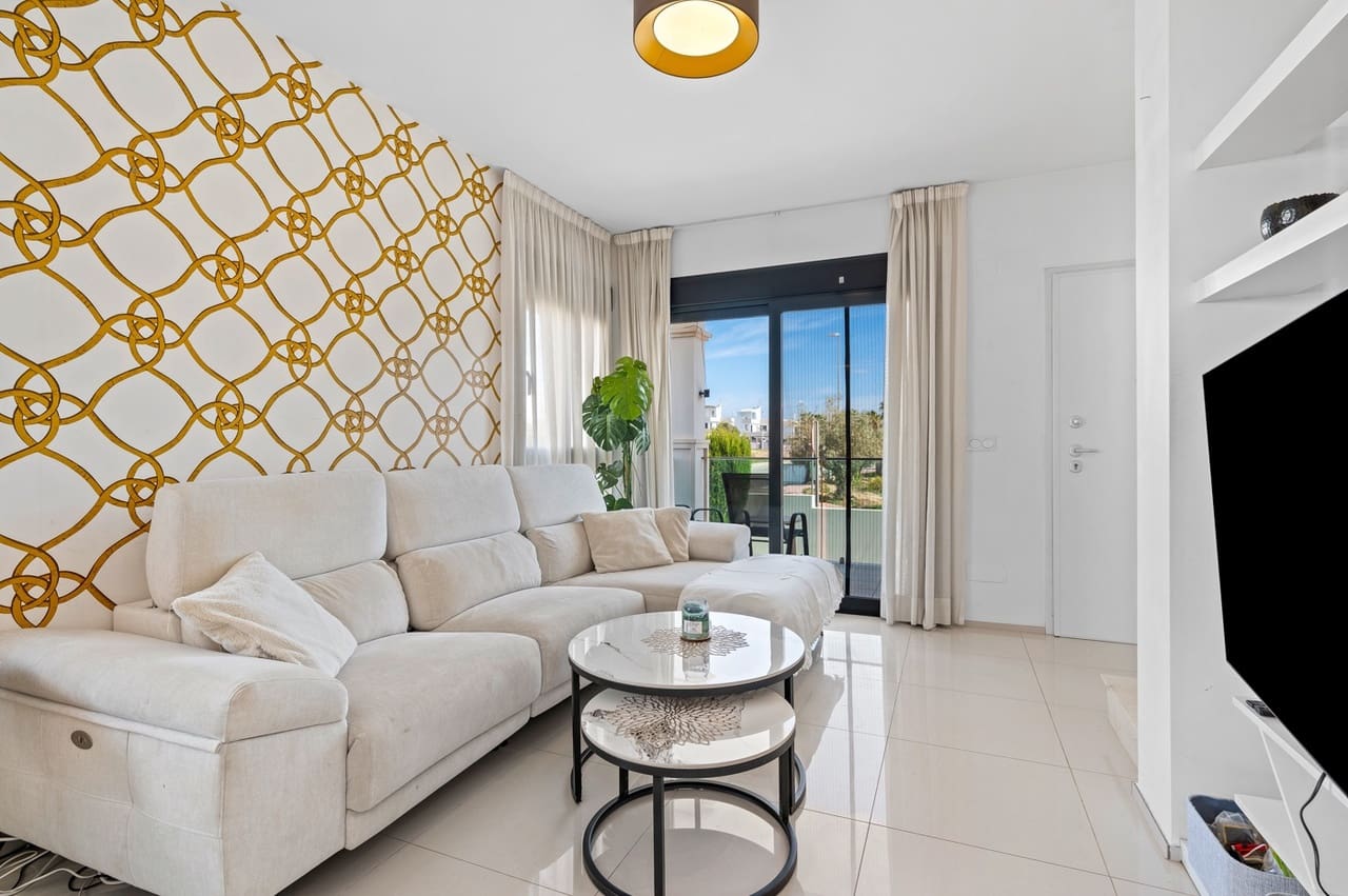 3 quarto Casa em Banda para venda em Ciudad Quesada com piscina - 325 000 € (Ref: 9346790)