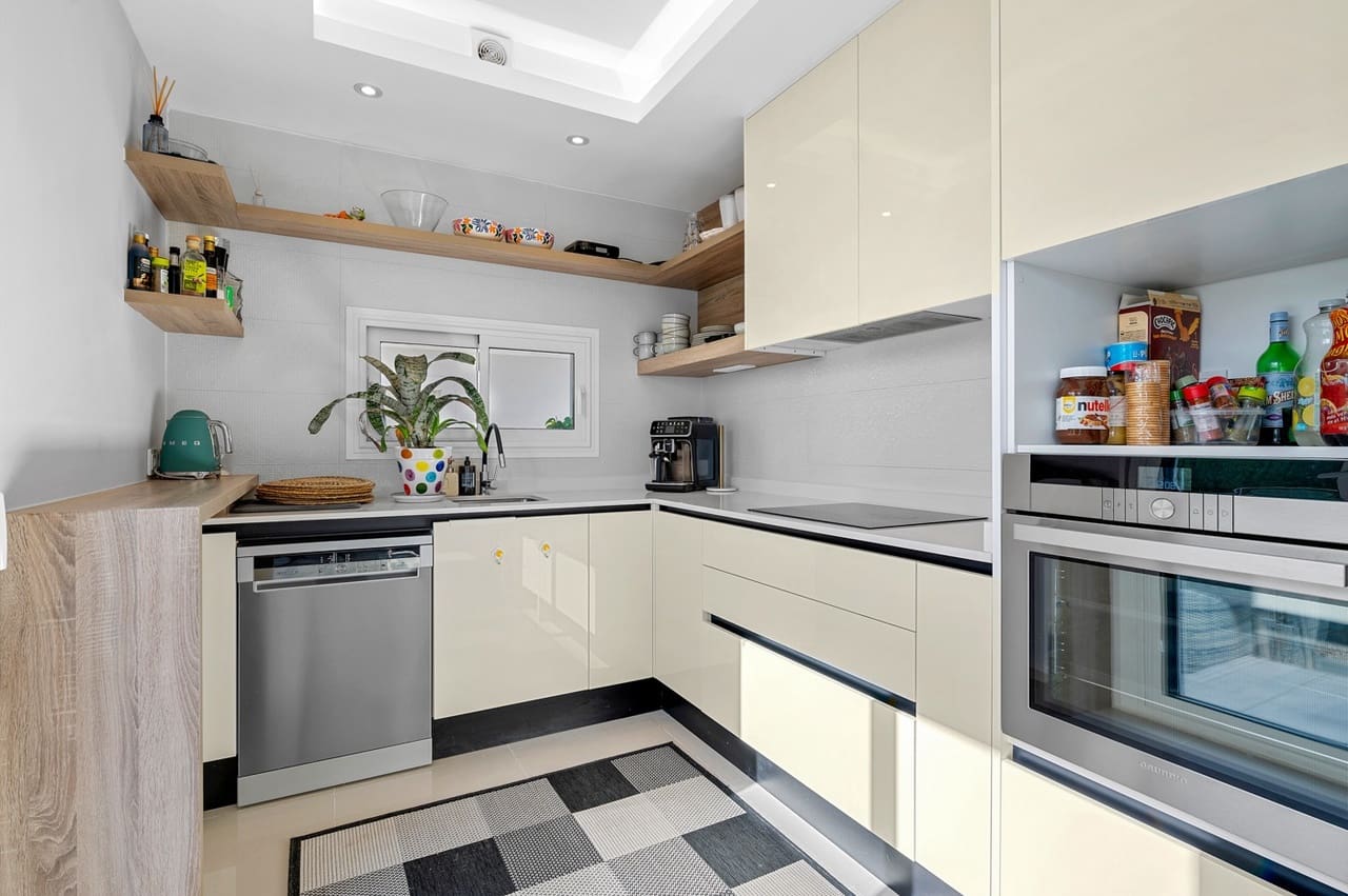 3 soverom Villa til salgs i Ciudad Quesada med svømmebasseng - € 379 000 (Ref: 9346791)