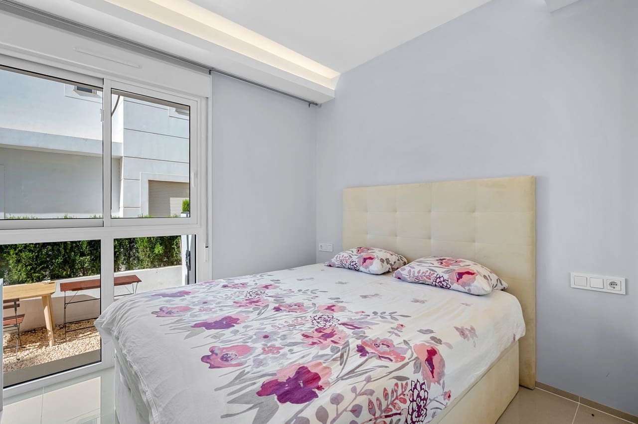 3 soverom Villa til salgs i Ciudad Quesada med svømmebasseng - € 379 000 (Ref: 9346791)