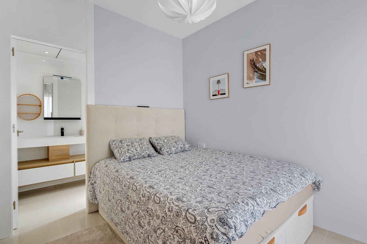 3 soverom Villa til salgs i Ciudad Quesada med svømmebasseng - € 379 000 (Ref: 9346791)