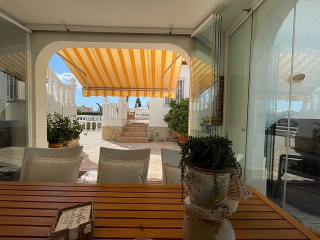 4 camera da letto Villa in vendita in Ciudad Quesada, Rojales - 490.000 € (Rif: 9346797)