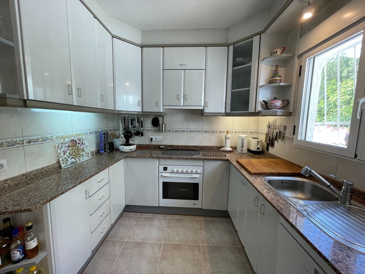 4 bedroom Villa for sale in Ciudad Quesada - € 490,000 (Ref: 9346797)