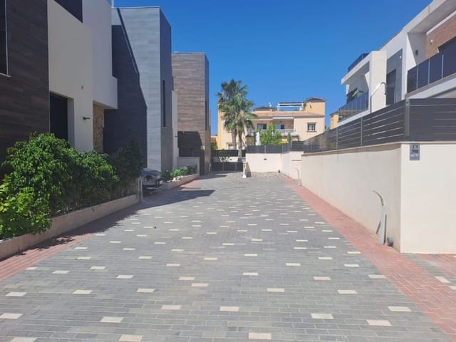 3 bedroom Townhouse for sale in Dehesa de Campoamor, Orihuela - € 499,999 (Ref: 9348964)