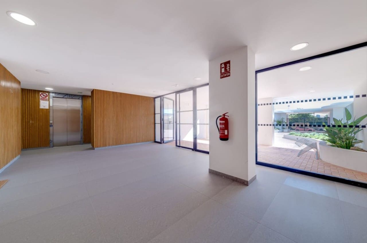 Apartamento de 3 habitaciones en Calpe / Calp en venta - 645.000 € (Ref: 9348965)