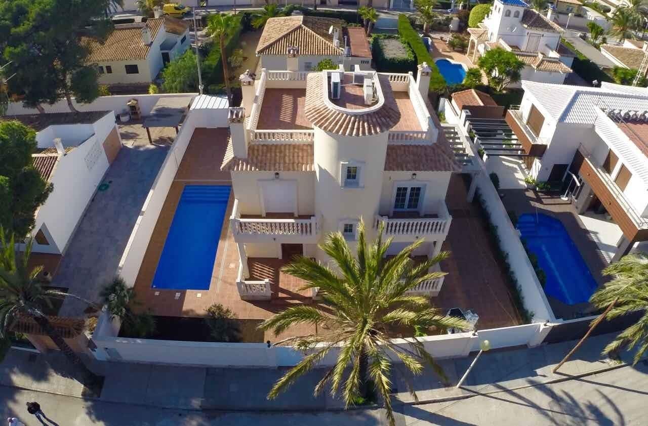 4 soverom Hus til salgs i Cabo Roig - € 910 000 (Ref: 9348971)