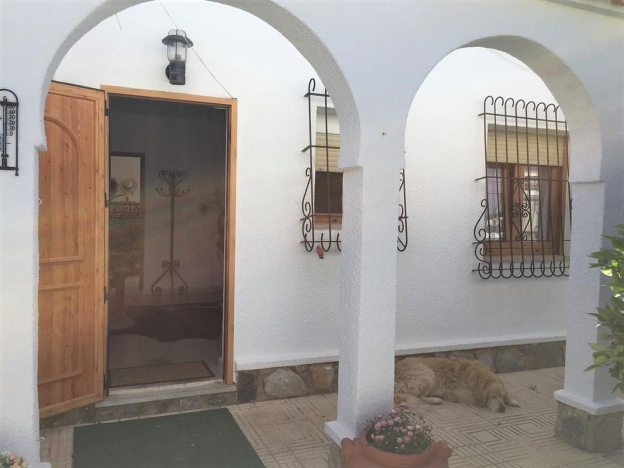 6 bedroom Townhouse for sale in Torrevieja - € 950,000 (Ref: 9348972)