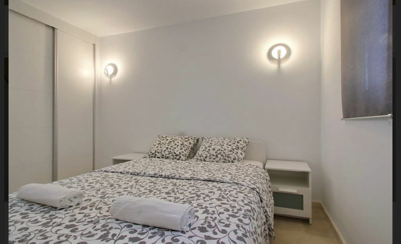 Apartamento de 3 habitaciones en Torrevieja en venta - 435.750 € (Ref: 9348974)