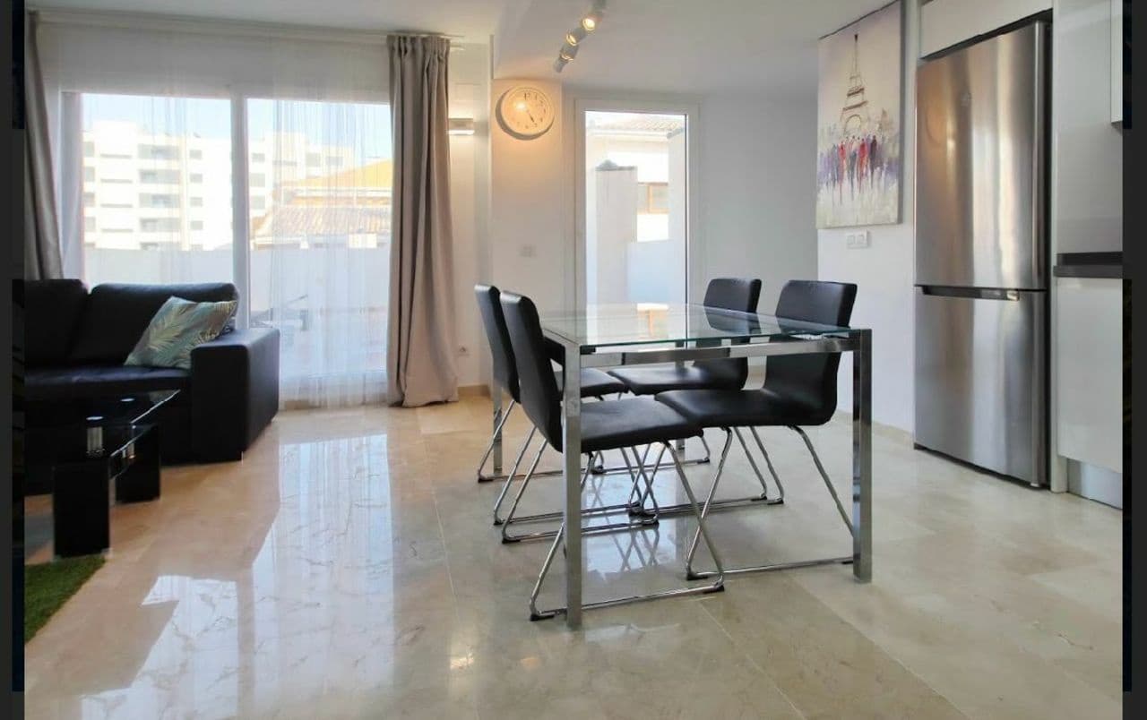 Apartamento de 3 habitaciones en Torrevieja en venta - 435.750 € (Ref: 9348974)