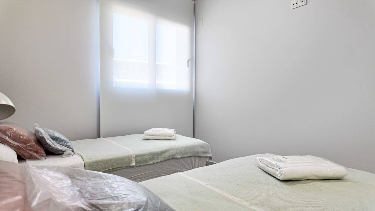 2 bedroom Apartment for sale in Orihuela Costa - € 299,900 (Ref: 9348983)