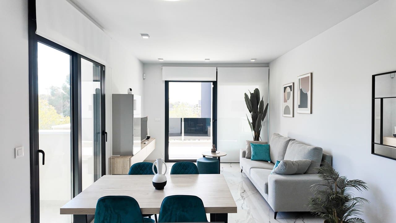 2 bedroom Apartment for sale in Orihuela Costa - € 299,900 (Ref: 9348983)