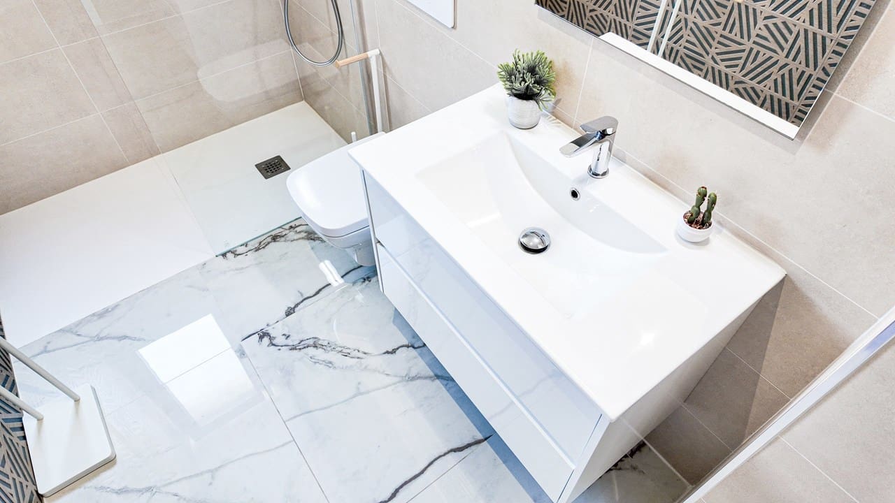 2 bedroom Apartment for sale in Orihuela Costa - € 299,900 (Ref: 9348983)