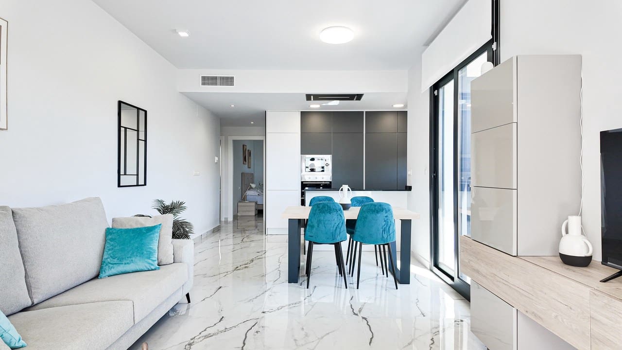 2 bedroom Apartment for sale in Orihuela Costa - € 299,900 (Ref: 9348983)