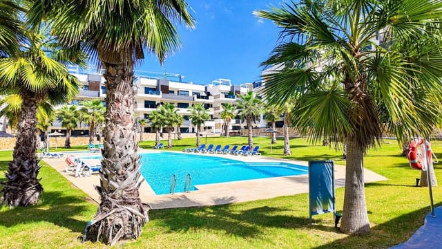 2 bedroom Apartment for sale in Dehesa de Campoamor, Orihuela - € 299,900 (Ref: 9348983)